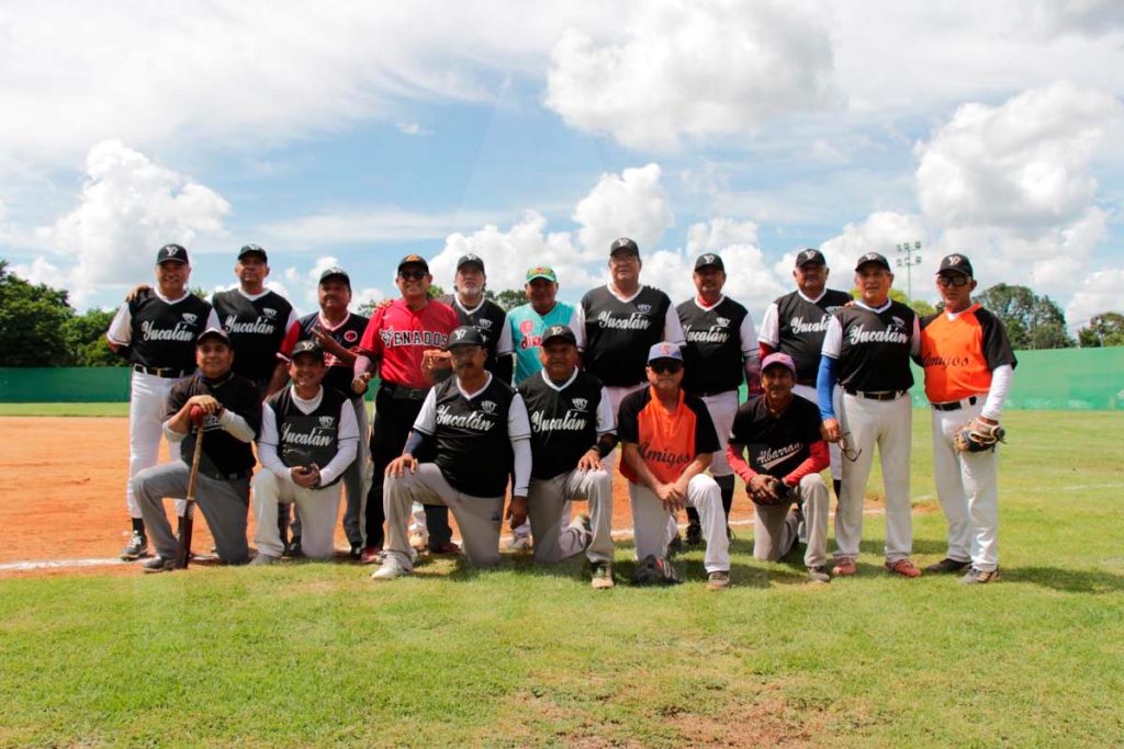 Equipo "Vecinos de la madero" de Mérida.
