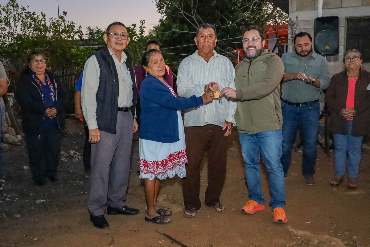 Por su parte, el C. Graciano Haas Chí, beneficiario de uno de los cuartos dormitorio, dirigió un mensaje de agradecimiento a las autoridades municipales, señalando que desde hace tiempo había solicitado este apoyo sin haber sido considerado, hasta ahora.